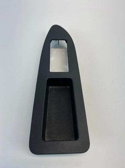 2006-2010 DODGE CHARGER FRONT RH WINDOW SWITCH COVER BEZEL PANEL OEM 100010656