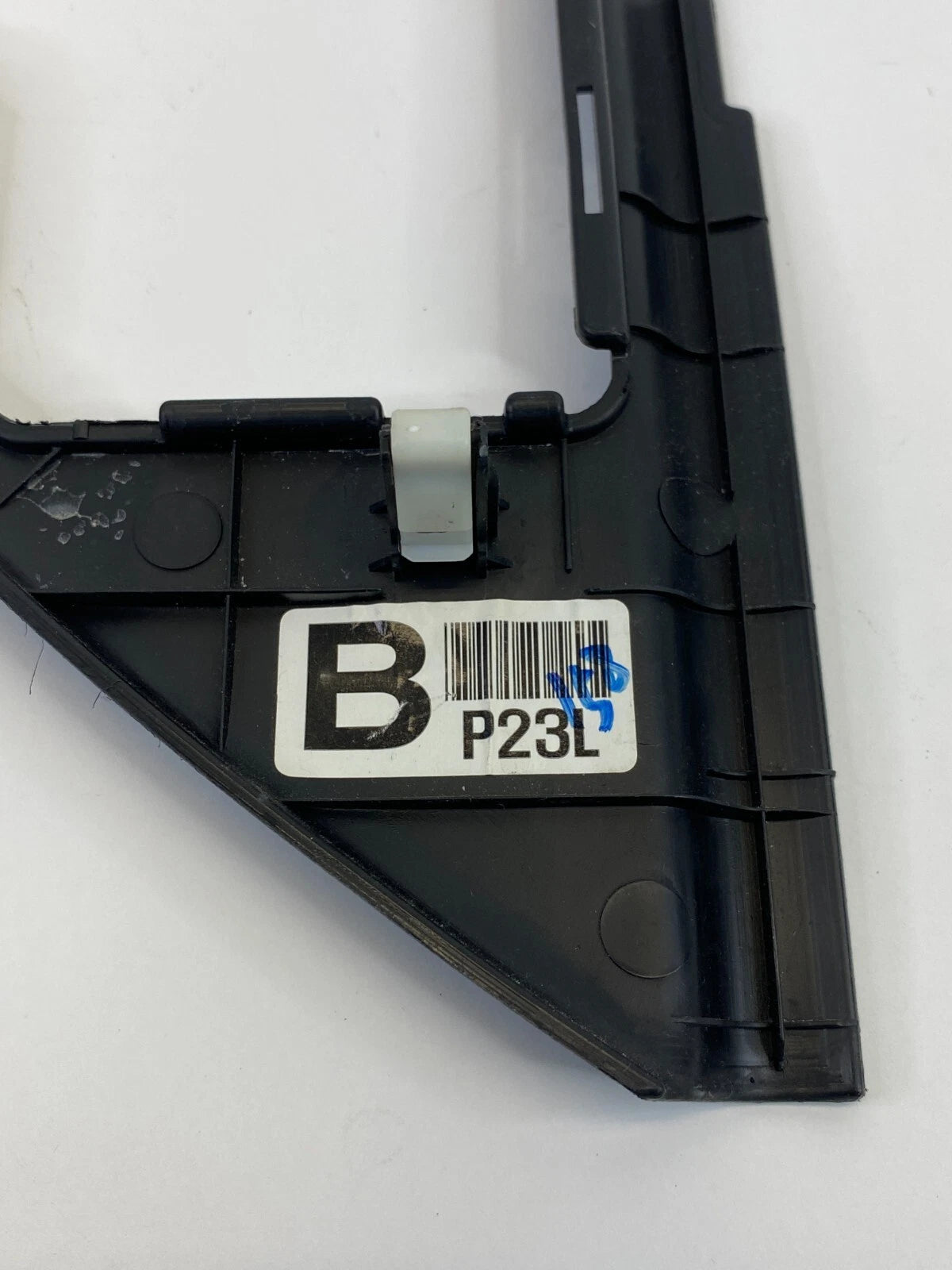 2007-2010 HYUNDAI ELANTRA SEDAN DASH LEFT DRIVER END CAP COVER PAD TRIM PANEL