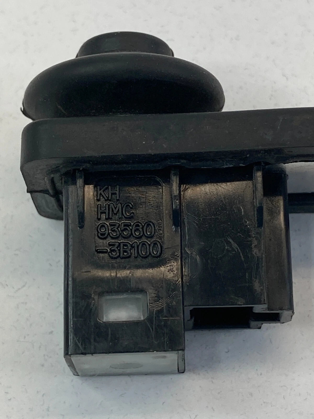 2004-2009 KIA SPECTRA 06-09 SPECTRA5 FRONT LEFT DOOR JAMB AJAR BUTTON SWITCH OEM