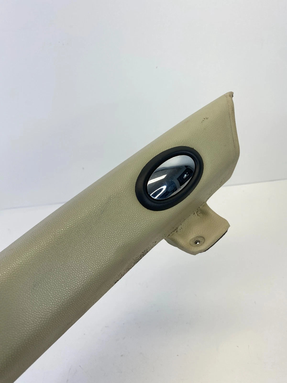 2007-2013 MINI COOPER PASSENGER KNEE BOLSTER TRIM CREAM WHITE OEM 51452752844