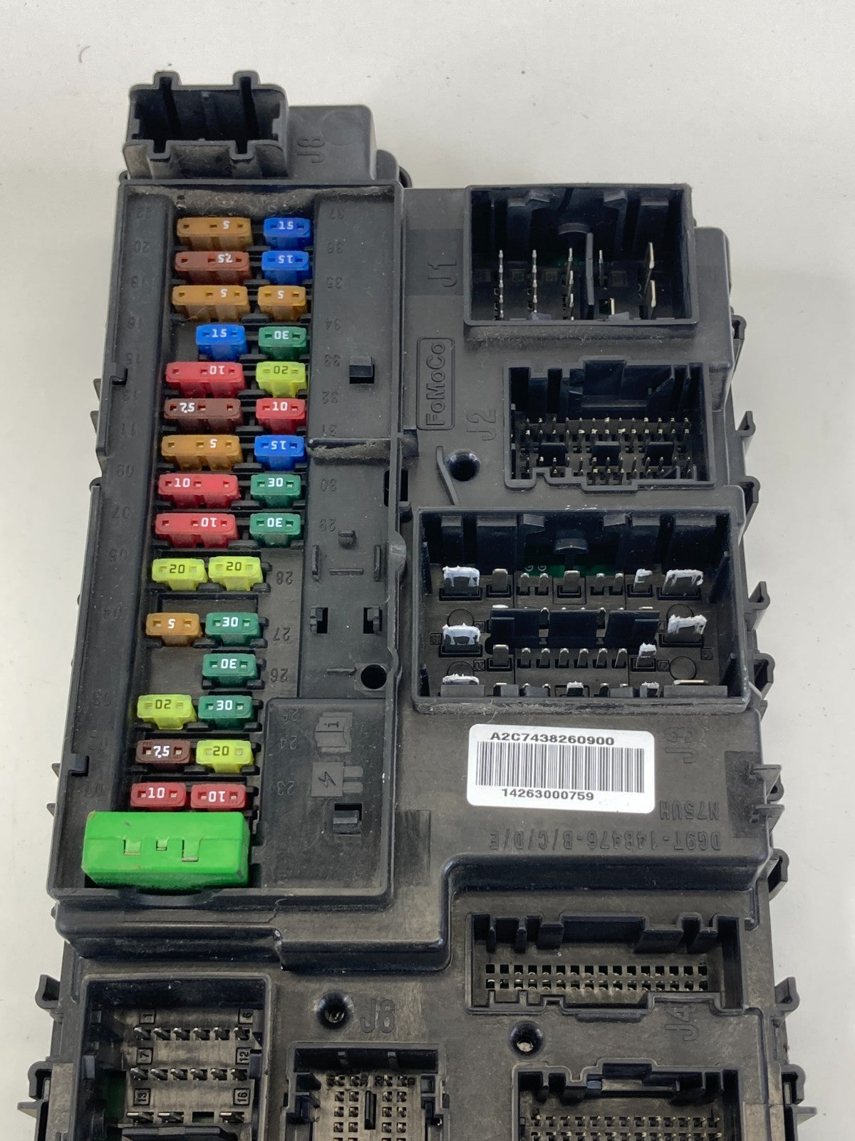 2013 14 15 2016 Ford Fusion 1.5L Power Distribution Fuse Relay Box DG9T-14B476-B