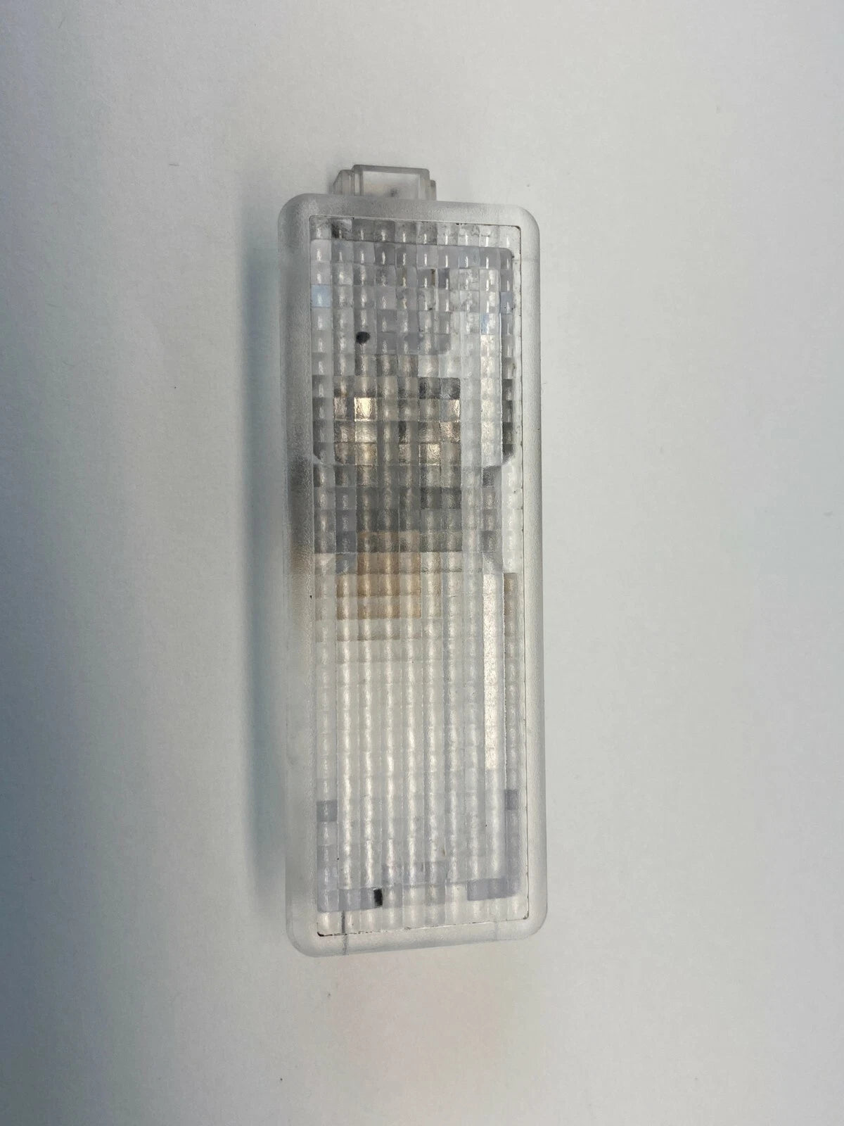 04 05 BMW 545I 04-07 525I FRONT RIGHT INTERIOR DOOR LIGHT COURTESY LAMP 6961999