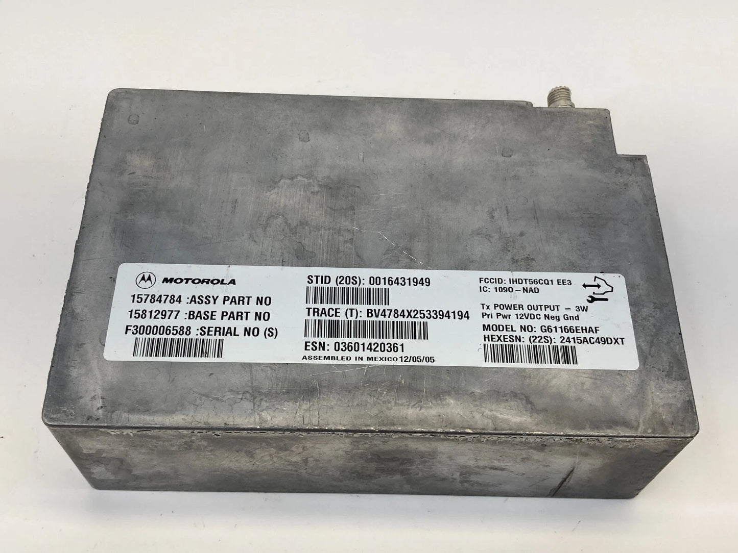 2004-2006 CADILLAC SRX ONSTAR COMMUNICATION CONTROL MODULE MOTOROLA 15784784 OEM