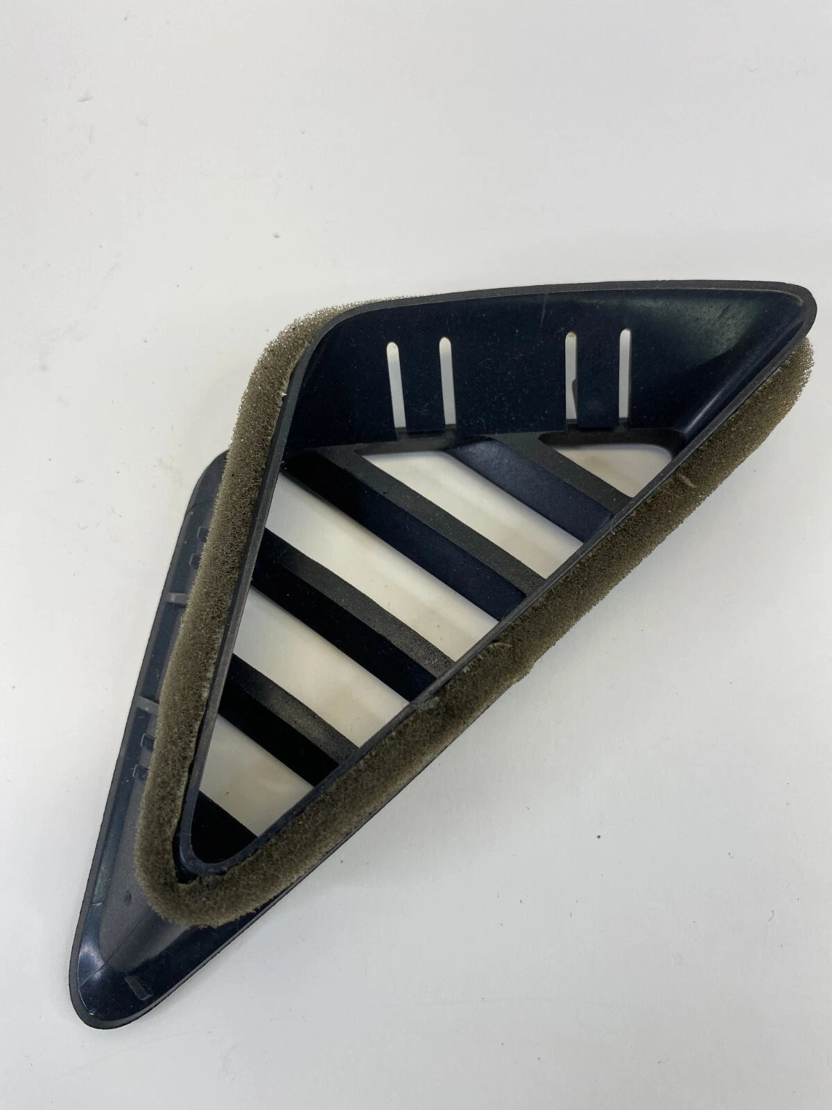 2010-2017 CHEVROLET EQUINOX DASH LEFT SIDE AC AIR VENT DEFROSTER GRILLE ASSY OEM