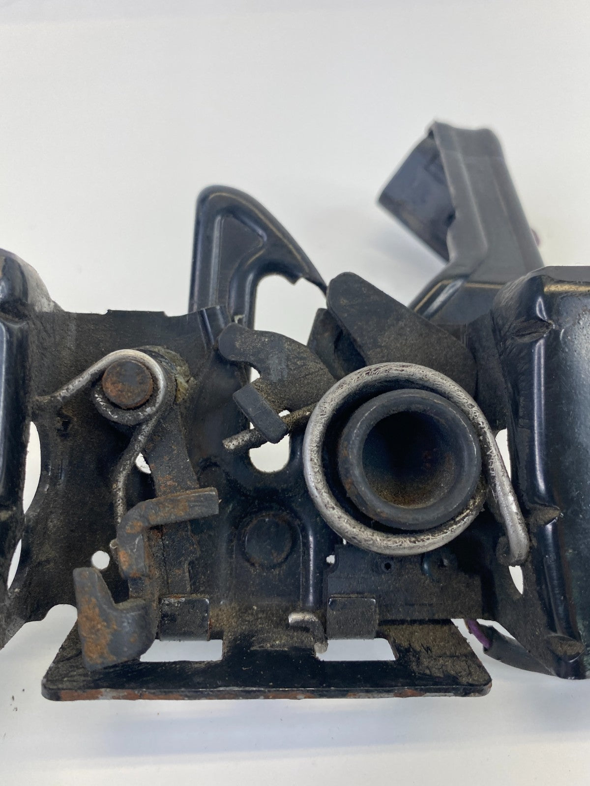 2011 11 Buick Regal Front Hood Lock Latch Release Actuator Assembly 13313237 OEM