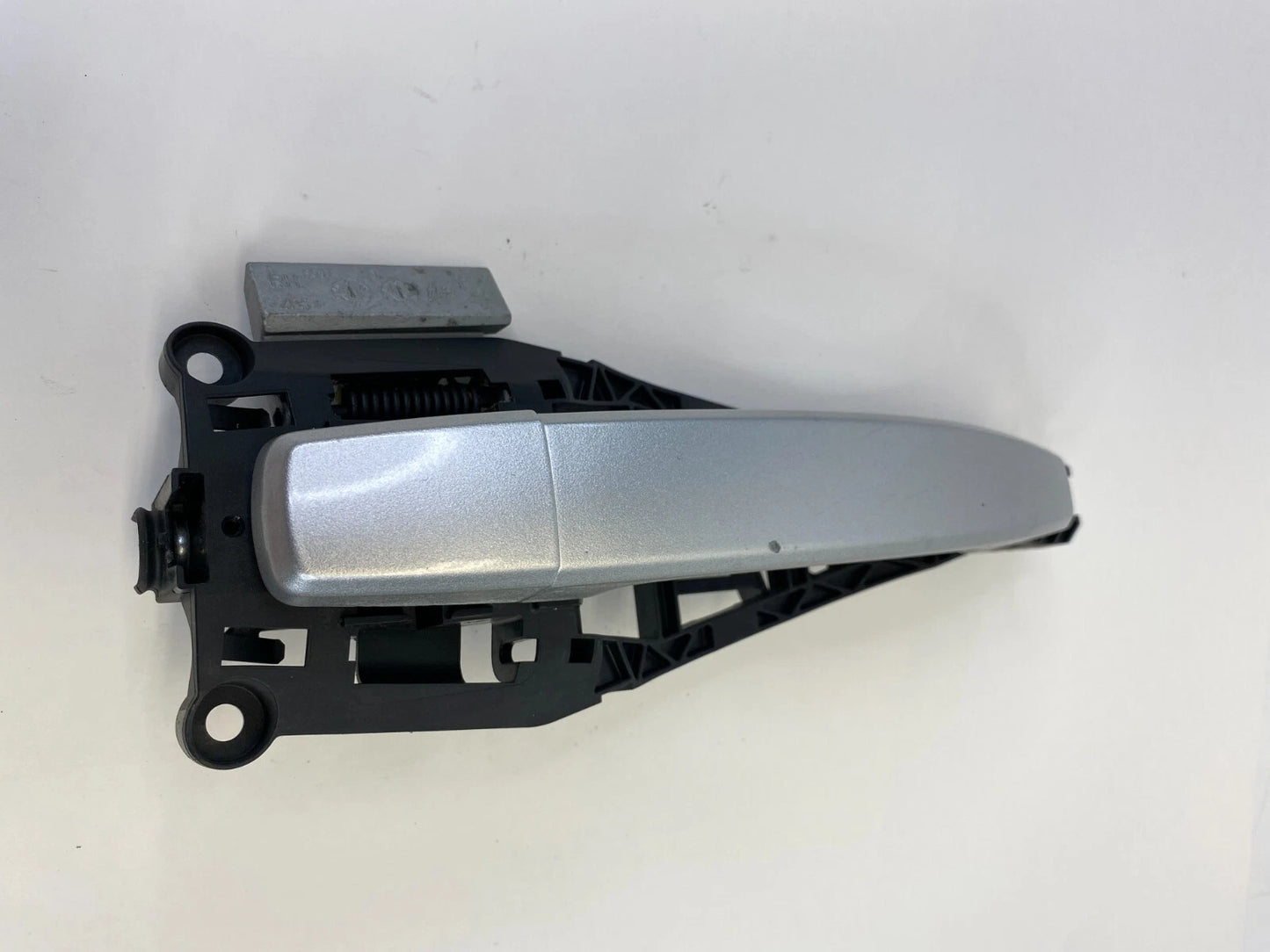 2011 BUICK REGAL REAR RIGHT DOOR HANDLE MECHANISM FRAME BRACKET UNIT OEM FACTORY