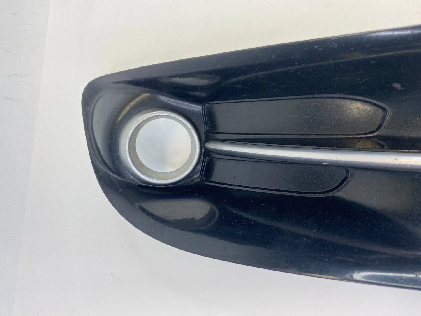 2013-2016 DODGE DART FRONT LEFT DRIVER FOG LIGHT LAMP BEZEL COVER 68081499AA