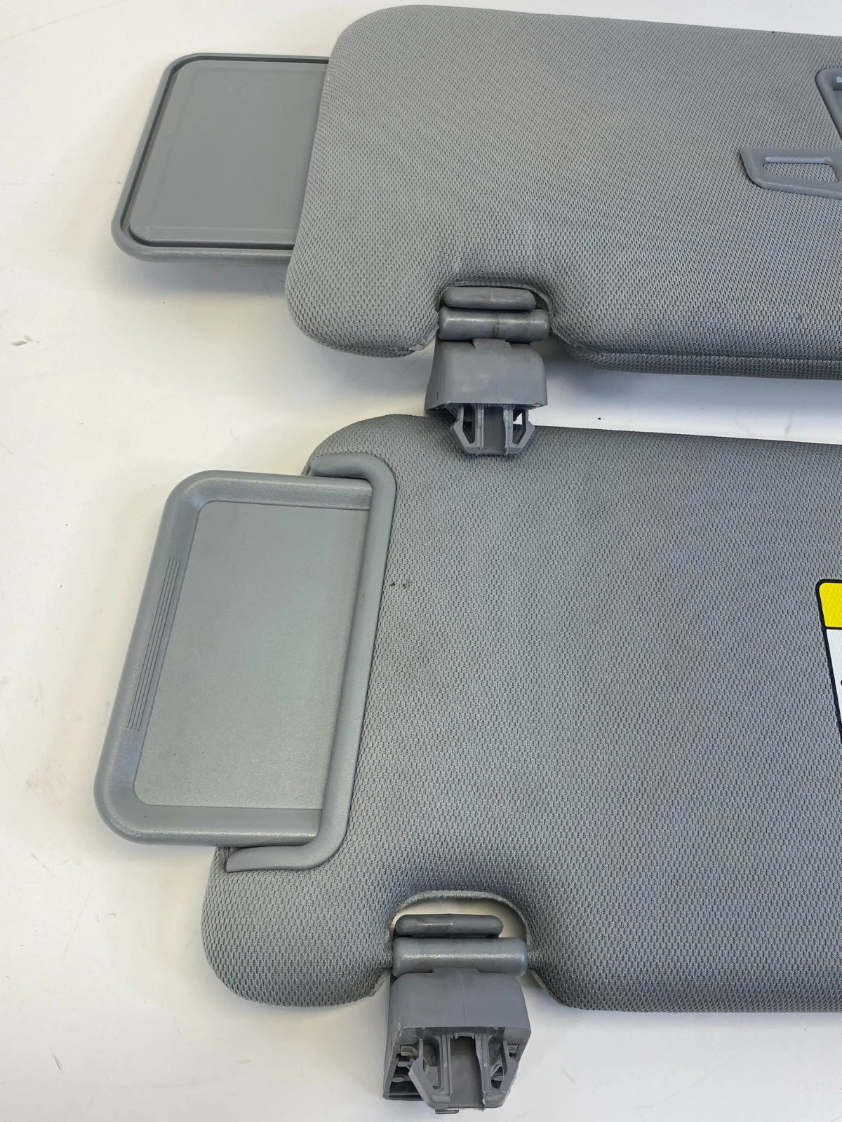 2011-2015 KIA SORENTO LEFT & RIGHT SIDE SUN VISOR GRAY SUNVISOR W/ MIRROR OEM