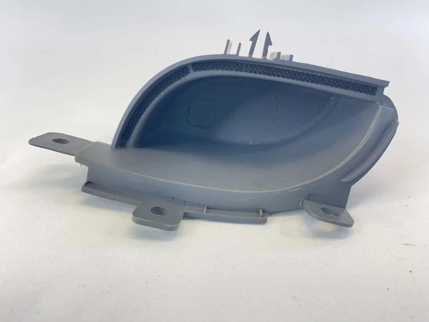 11-14 HYUNDAI SONATA FR RH SIDE INTERIOR DOOR PULL HANDLE POCKET BEZEL 827403S00