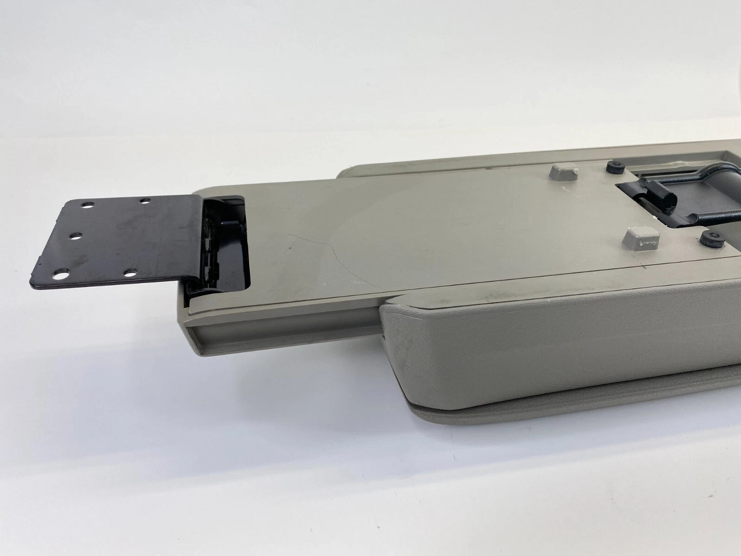 2010-2012 DODGE CALIBER CENTER CONSOLE STORAGE ARMREST ARM REST LID ASSY OEM