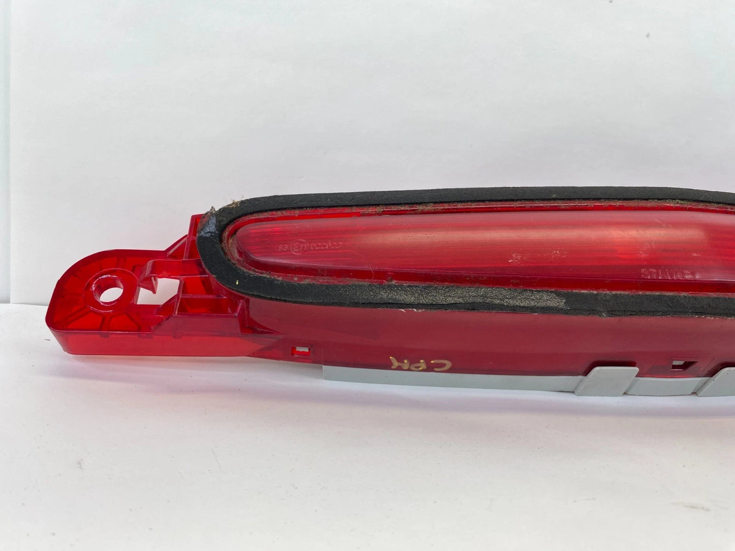 2010-2013 MAZDA3 MAZDA 3 SEDAN REAR THIRD 3RD BRAKE STOP LIGHT LAMP MOUNTED OEM