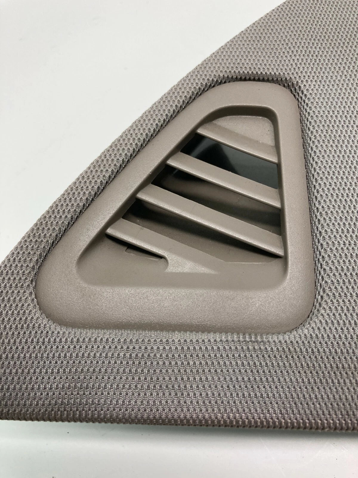 03-07 NISSAN MURANO LEFT DRIVER DASH SPEAKER PANEL COVER GRILLE TRIM 68421CA000