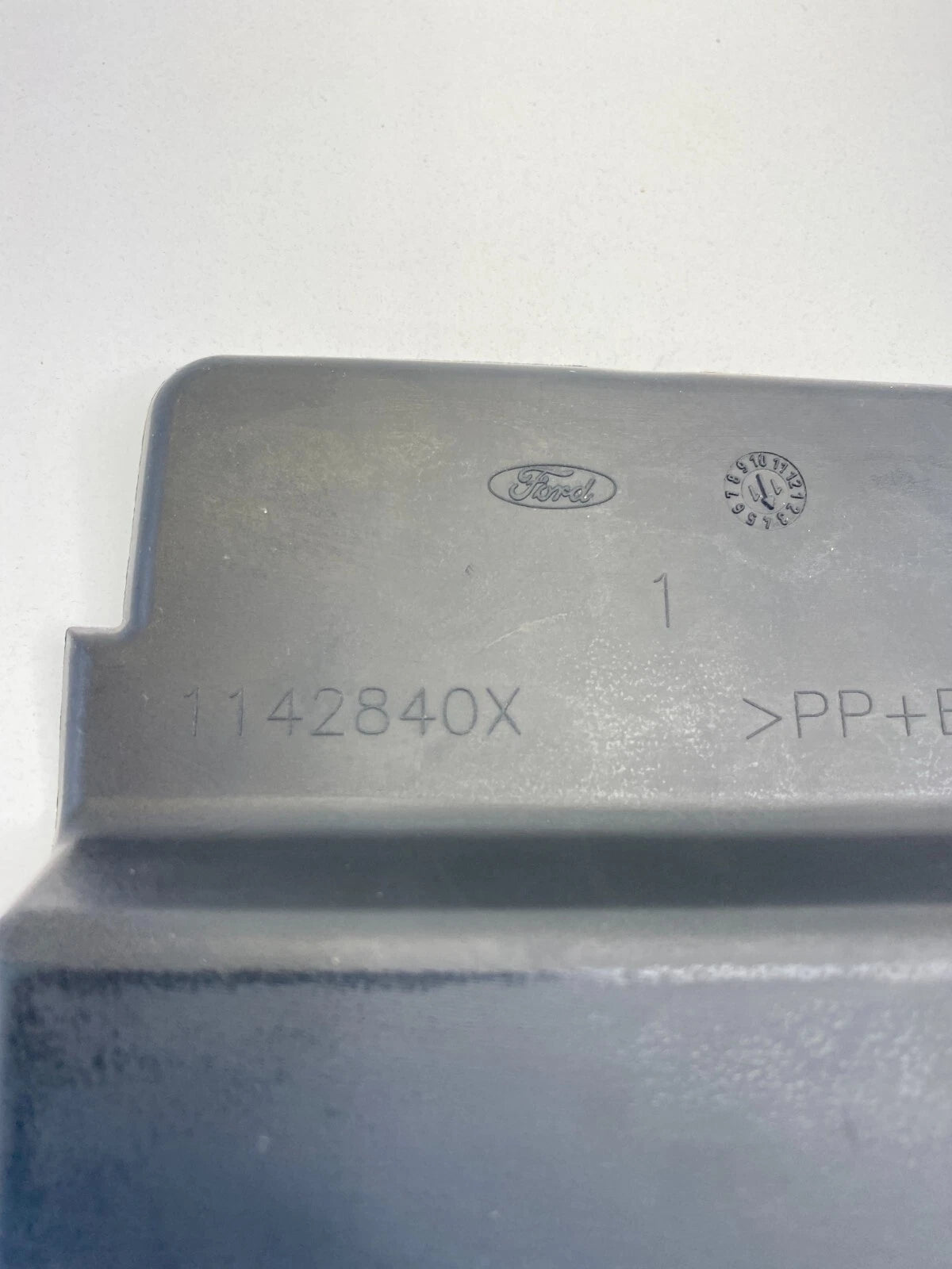2012-2014 FORD FOCUS CENTER CONSOLE TRAY INSERT MAT PART OEM FACTORY 1142840X