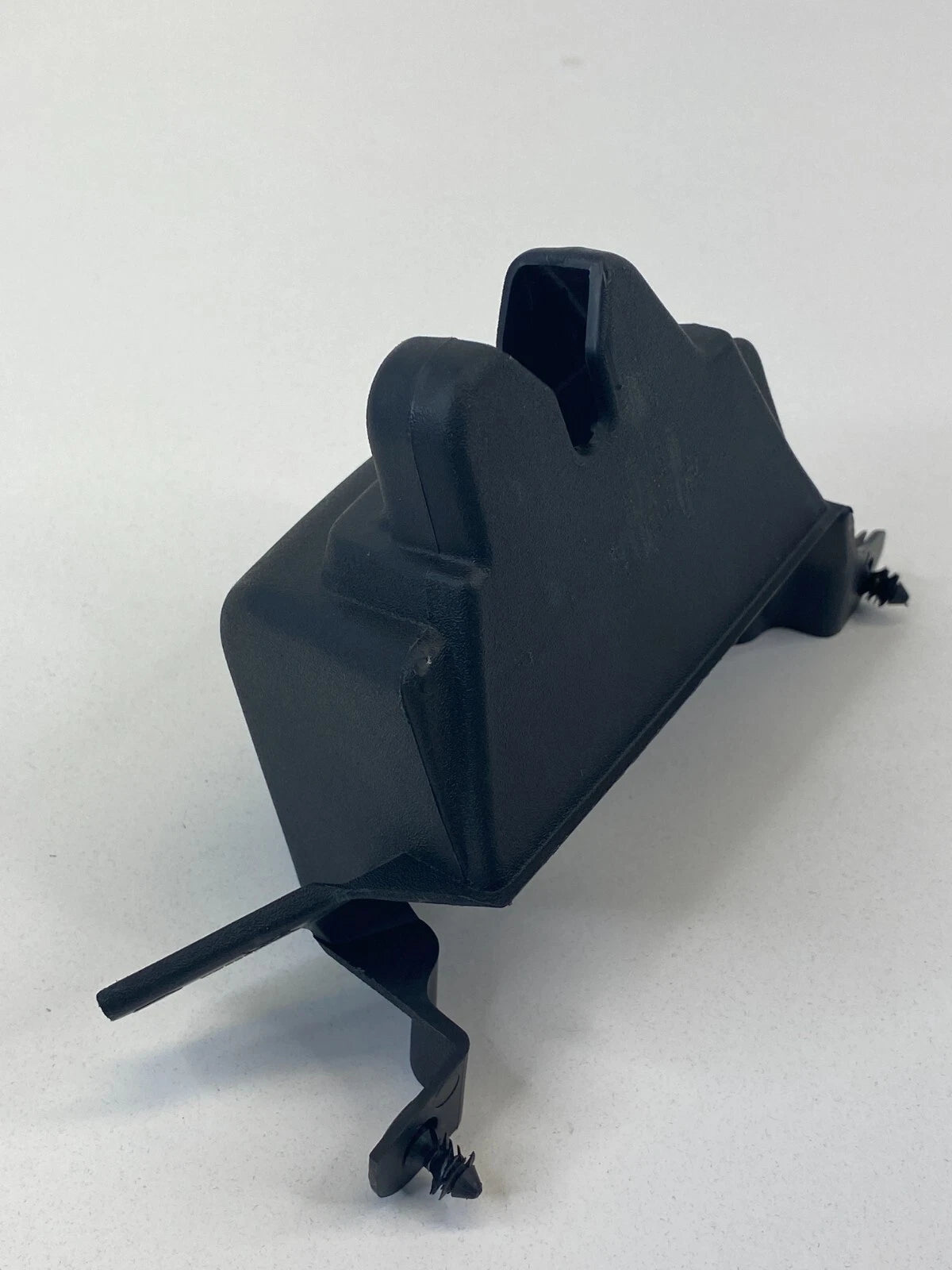 2013-2016 DODGE DART SEDAN REAR TRUNK LOCK LATCH ACTUATOR COVER 68093336AA OEM