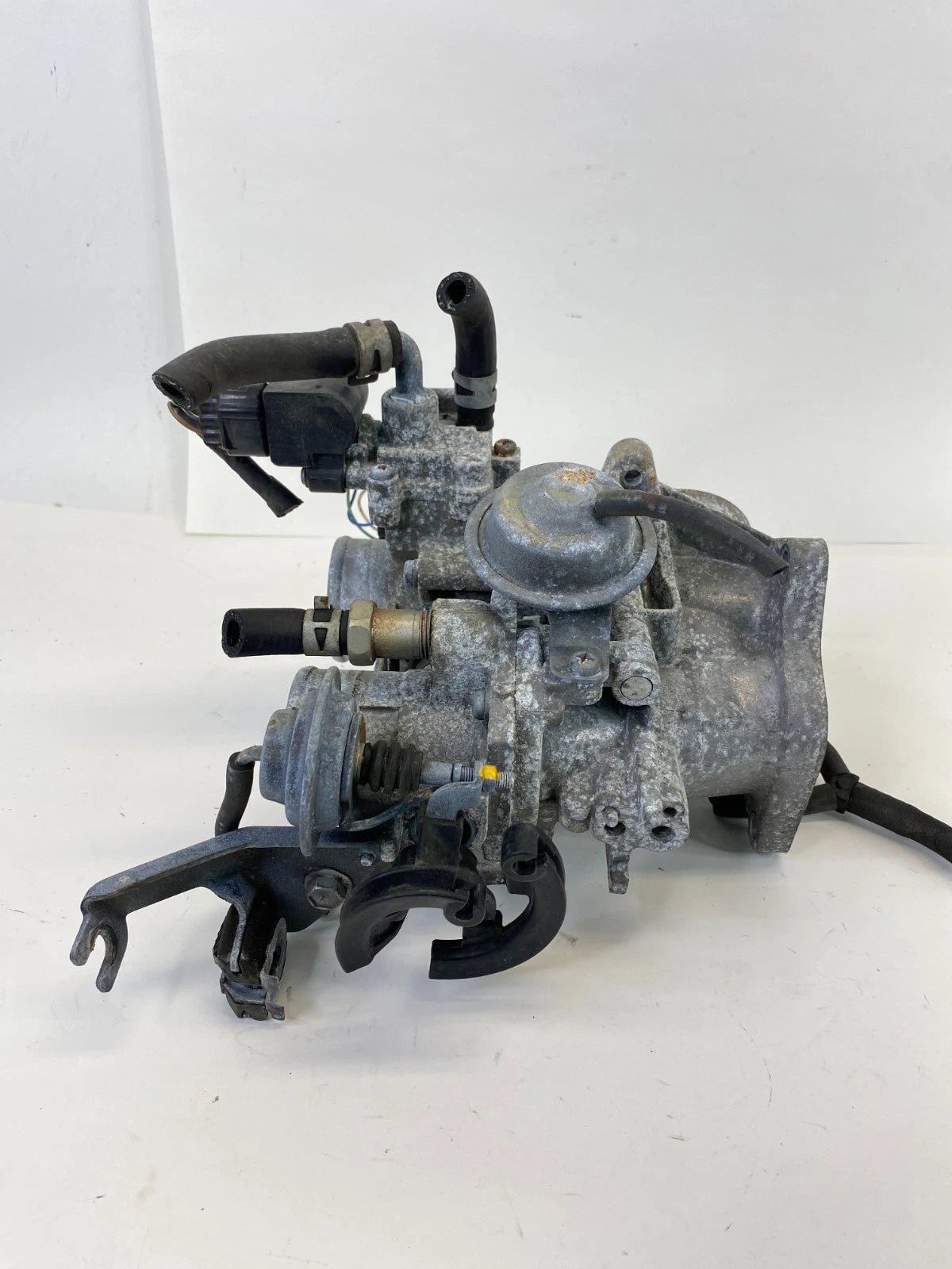 2000-2004 TOYOTA VALVE 3.0L THROTTLE BODY THROTTLE VALVE ASSY OEM