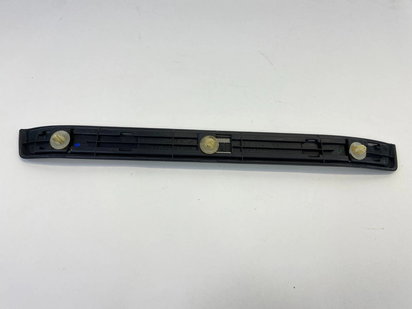 2000-2003 LEXUS RX300 REAR RIGHT PASSENGER DOOR SILL SCUFF PLATE OEM 67915-48020