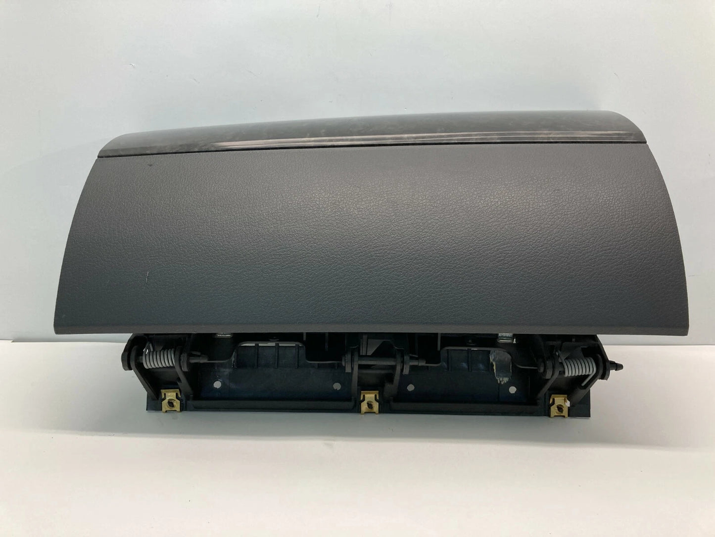 2008-2010 DODGE GRAND CARAVAN TOWN & COUNTRY UPPER GLOVE BOX DOOR 70861XDV OEM