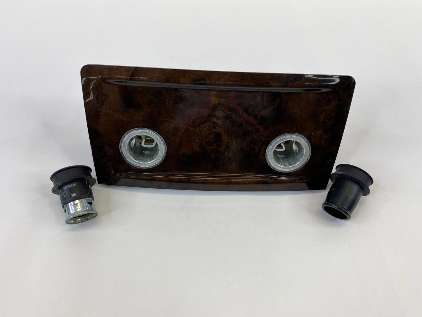 04-07 BMW 530I 525I REAR CENTER CONSOLE POWER OUTLET LIGHTER SOCKET 6-951-149