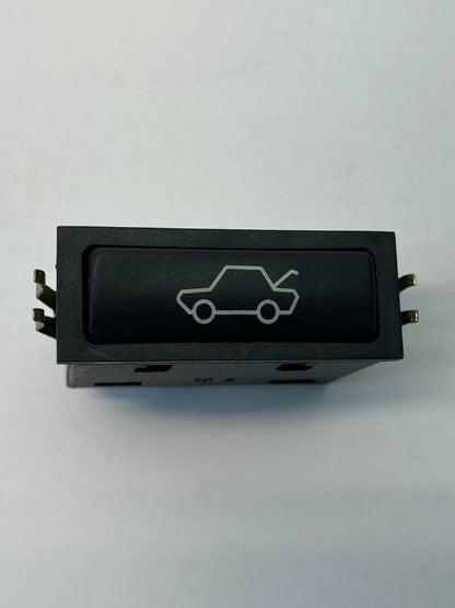 1995-2001 BMW 740IL REAR TRUNK RELEASE LID BUTTON OPENER SWITCH 61318365579 OEM