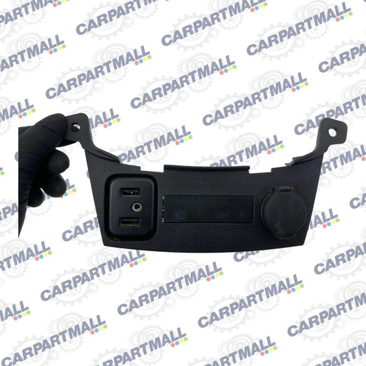 2017-2022 Chevrolet Trax Center Dash Aux USB Charger Port Adapter Panel 42539682