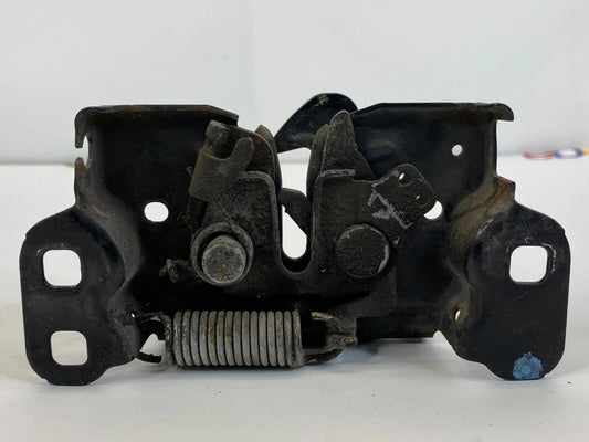 09-20 DODGE JOURNEY 11-14 CHRYSLER 200 ENGINE HOOD LOCK LATCH RELEASE CATCH OEM