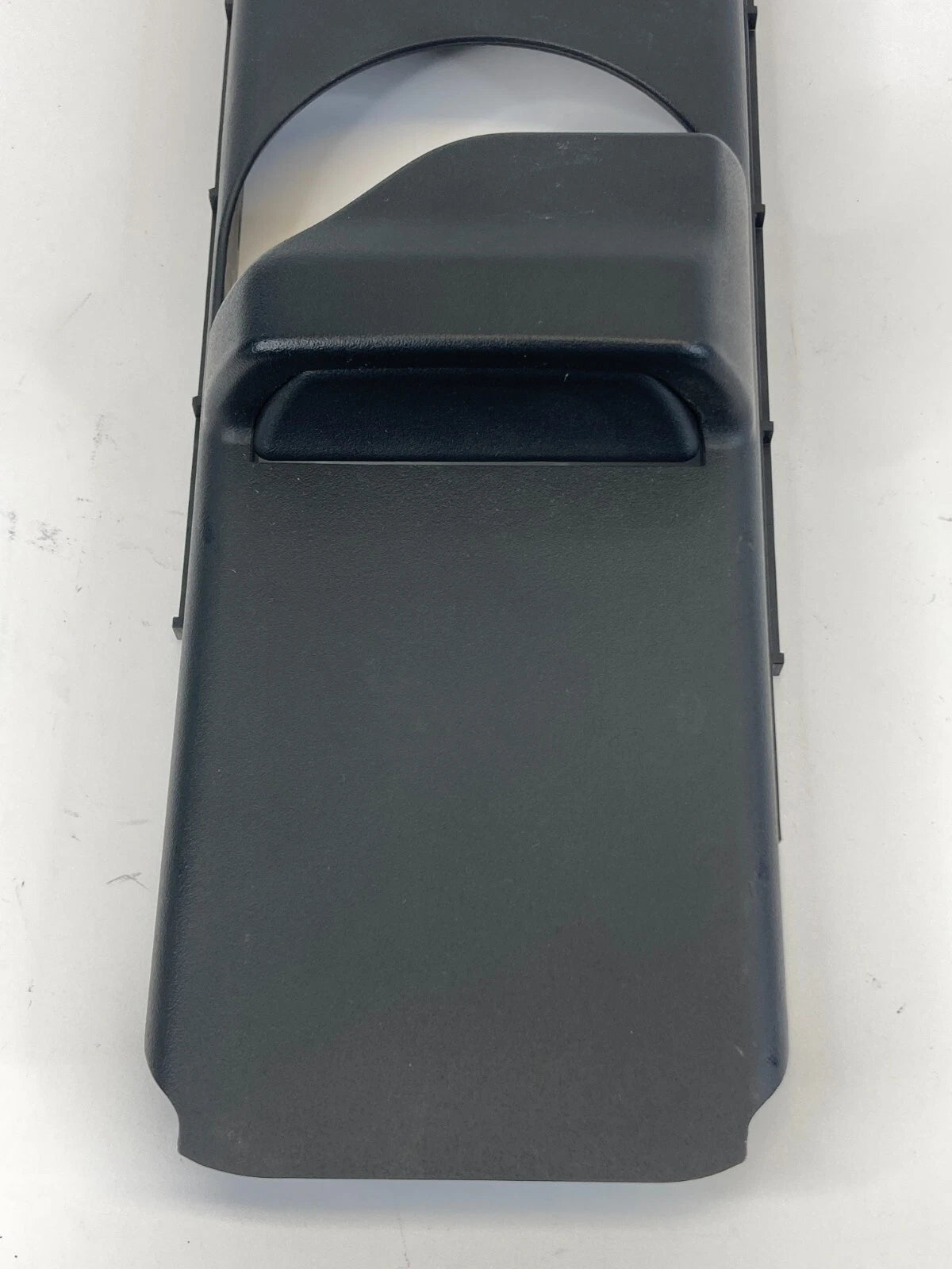 06-11 MERCEDES BENZ ML 350 FRONT LEFT DRIVER B PILLAR COVER SMALL TOP TRIM