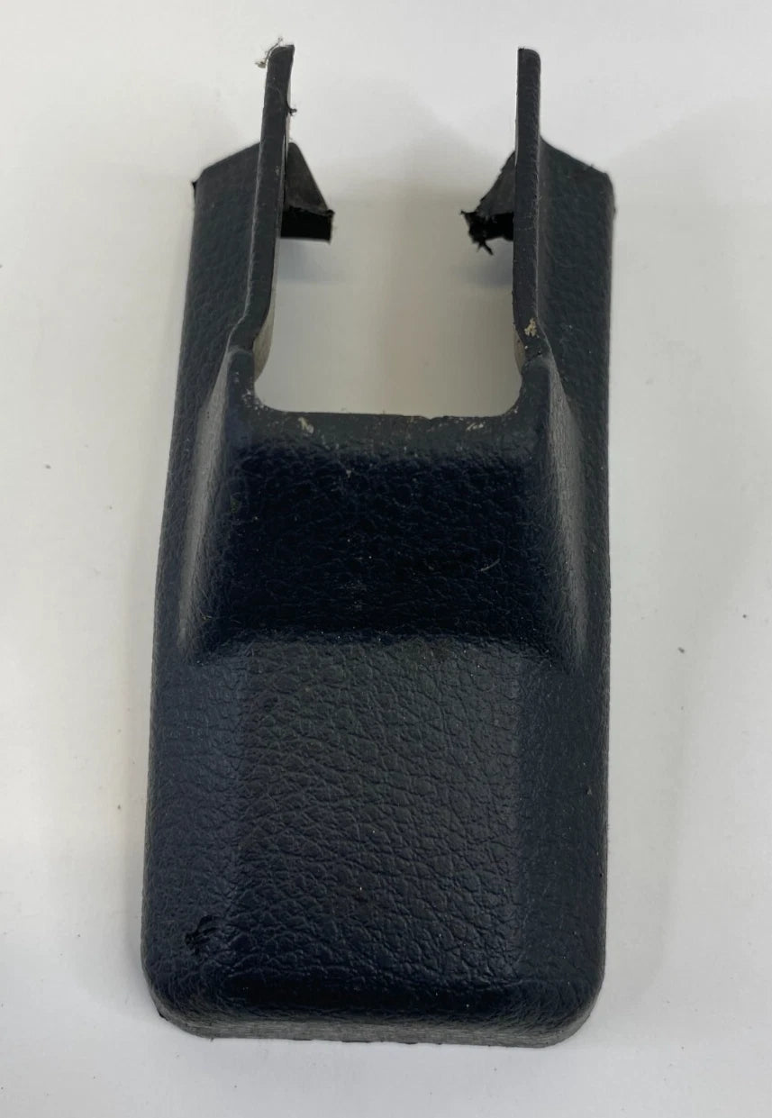 04-08 NISSAN MAXIMA FRONT RIGHT SEAT FRONT LEFT SIDE TRACK END COVER 87507-7Y000