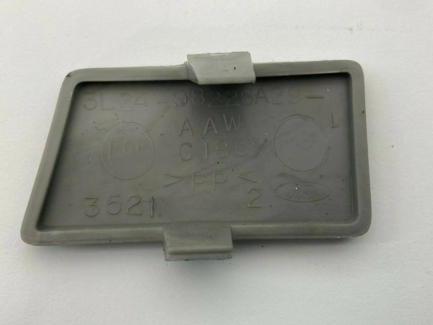 2003 FORD EXPLORER SPORT INTERIOR QUARTER PANEL RETAINER PLATE CAP TRIM COVER