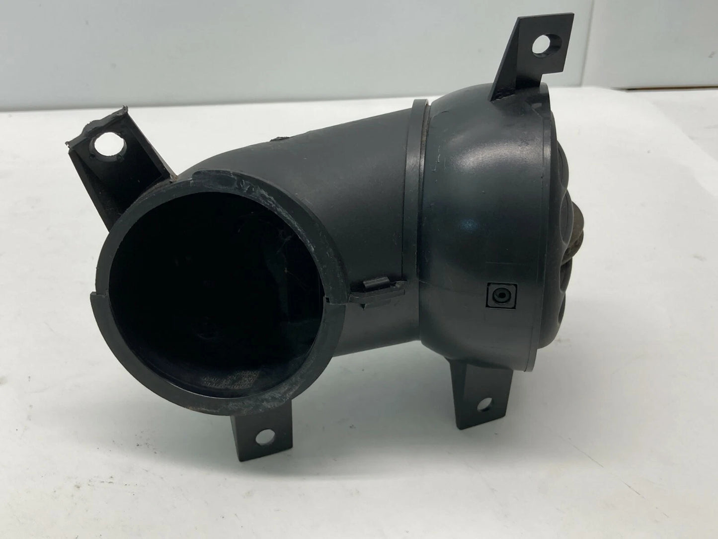 97-99 HYUNDAI TIBURON FRONT RIGHT DASH AC AIR VENT DUCT GRILL OUTLET 97491-27000
