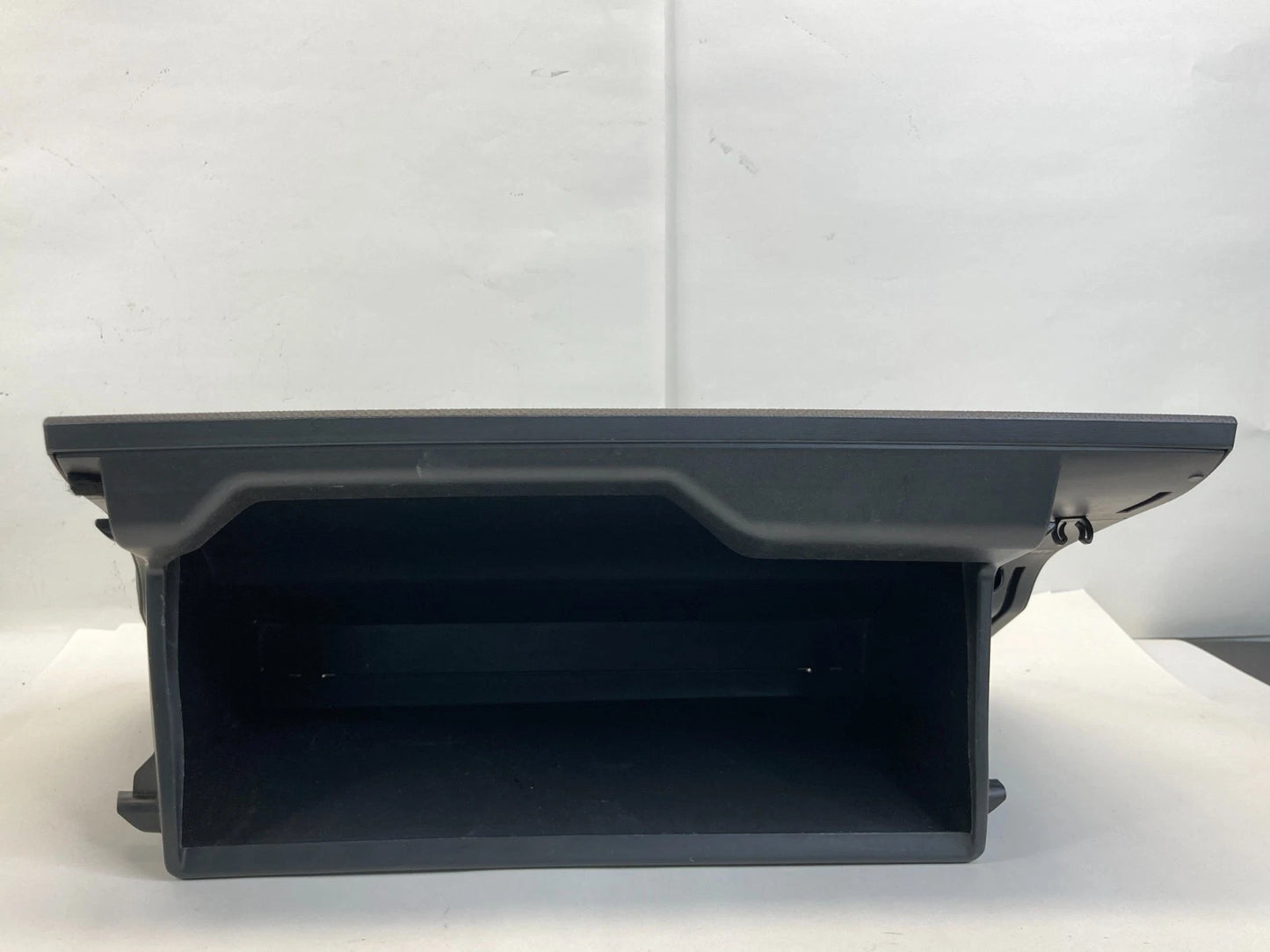 2008-2010 SCION XD DASH GLOVE BOX STORAGE COMPARTMENT ASSY 55550-52190 OEM