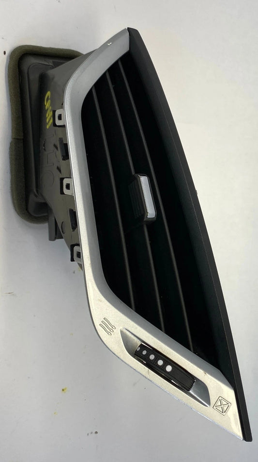 2010-2017 GMC TERRAIN FRONT CENTER LEFT A/C AIR VENT GRILLE LOUVER OEM FACTORY