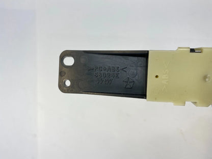 01-07 DODGE CARAVAN DASH EMERGENCY HAZARD LIGHT CONTROL SWITCH 05134629AA OEM