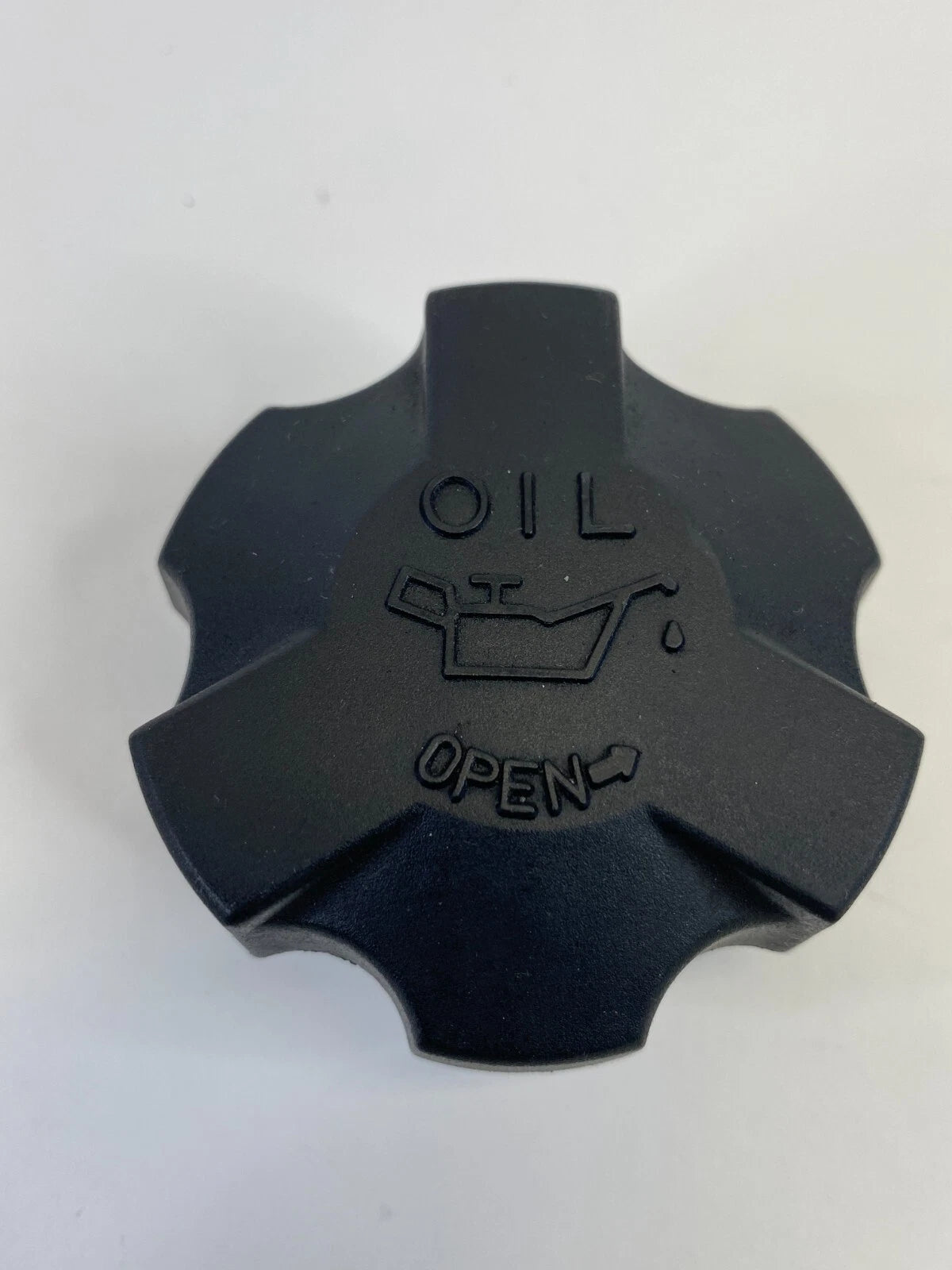 05 06 07 08 09 Hyundai Tucson 2.7L V6 Engine Oil Filler Cover Cap OEM