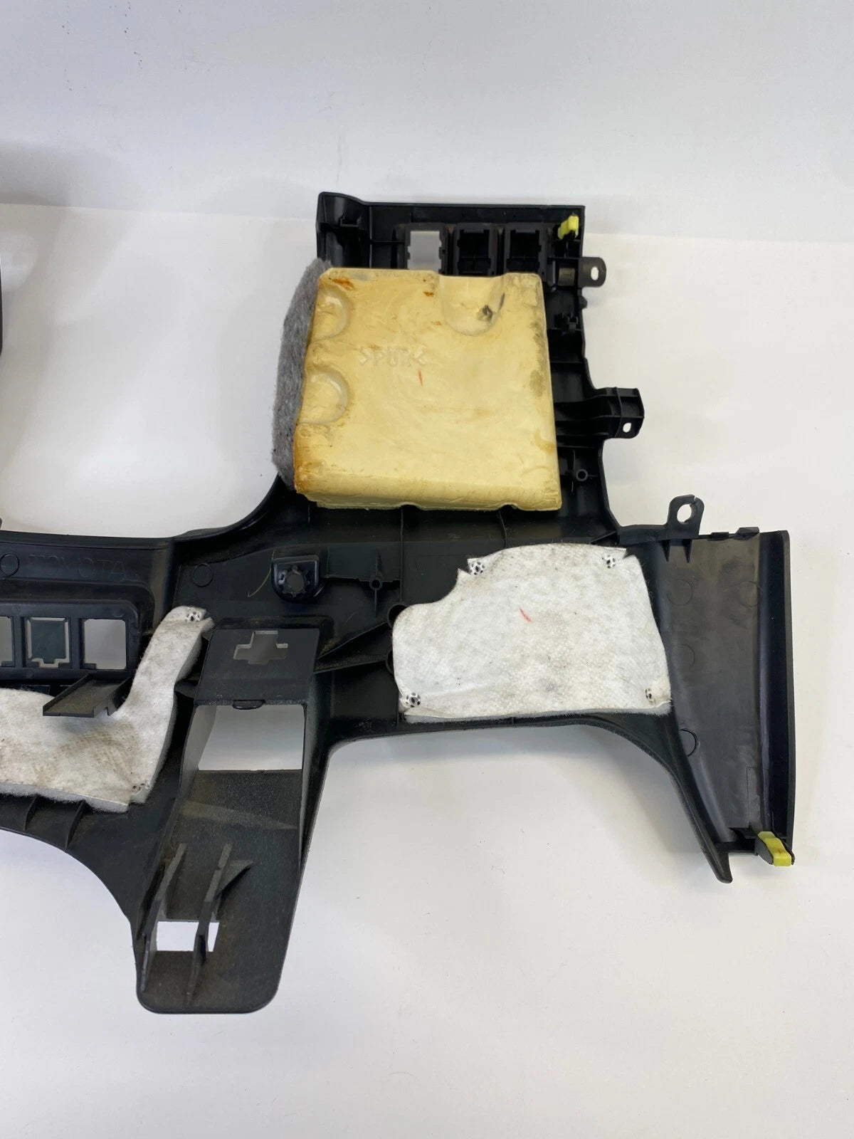 06 07 08 09 TOYOTA PRIUS DASH LOWER DRIVER STEERING COLUMN KICK PANEL OEM
