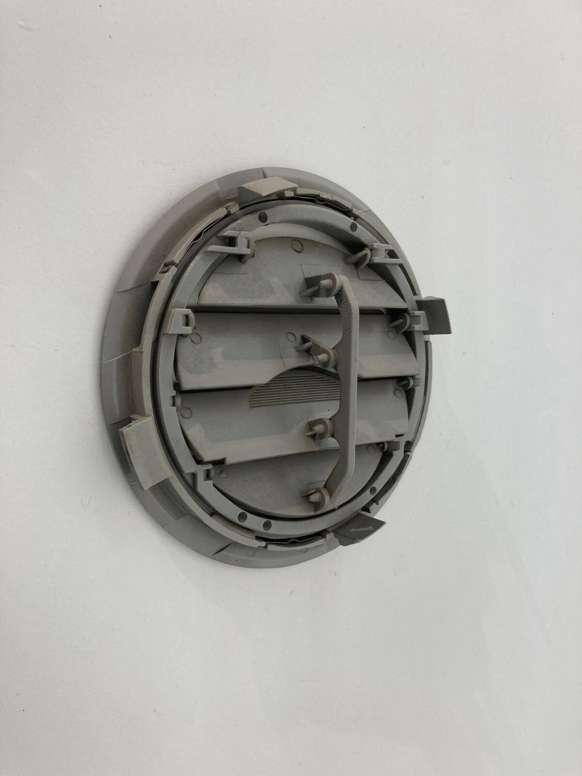 2007 2008 07 08 HYUNDAI ENTOURAGE INTERIOR ROOF AIR HEATER AC A/C VENT GRILLE