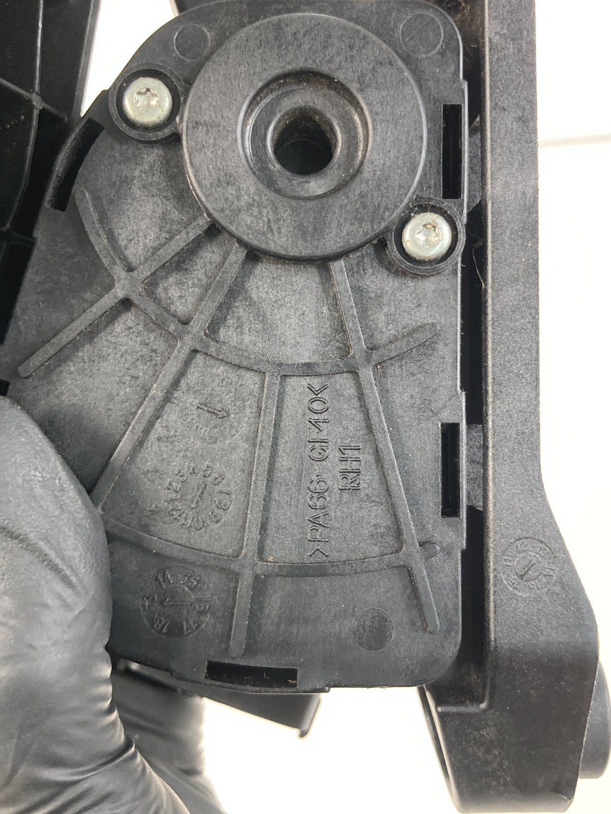 2013-2018 Hyundai Santa Fe 3.3L Gas Accelerator Pedal Travel Sensor 35190-4X700