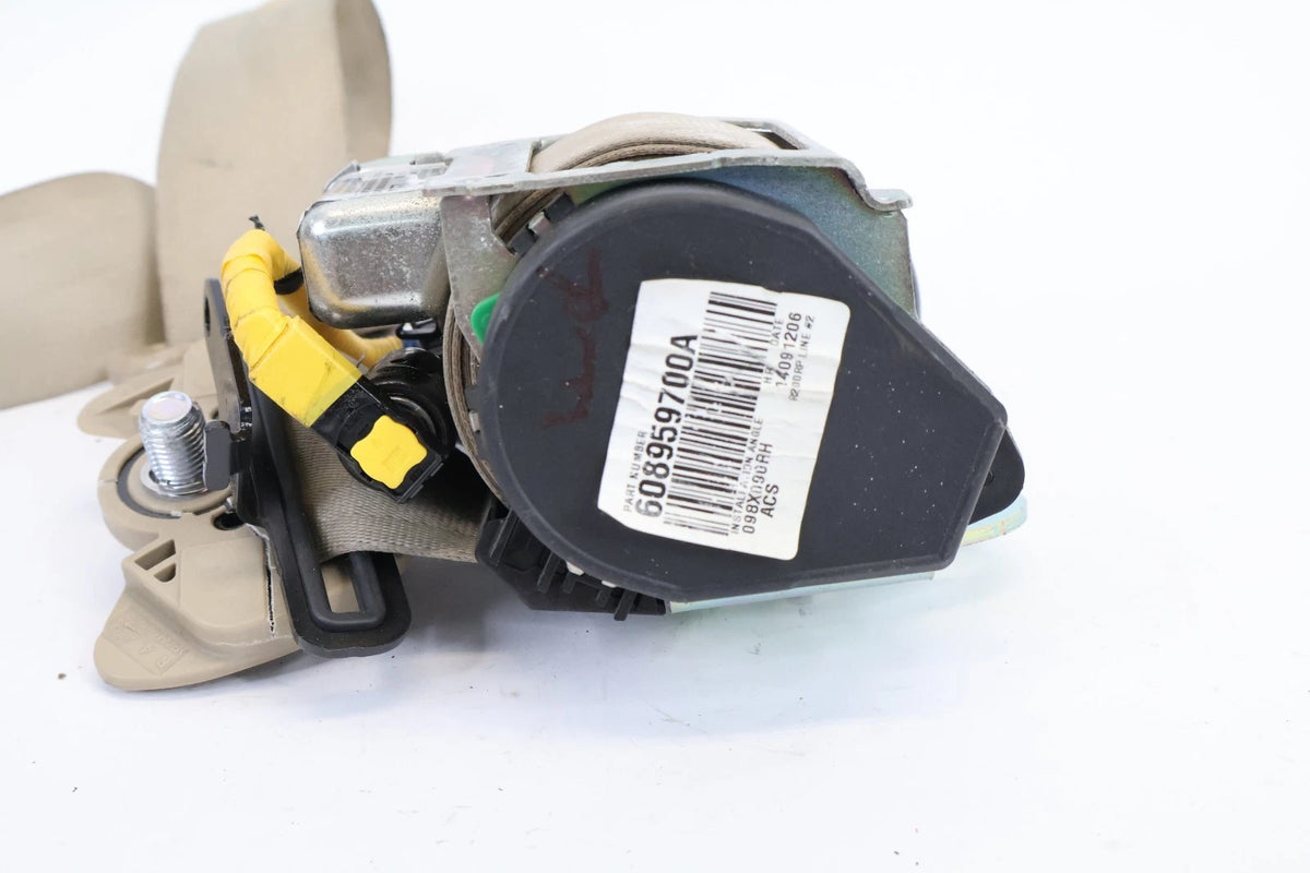 2007-2011 HYUNDAI ACCENT SEATBELT TENSION RETRACTOR RIGHT OEM FACTORY 608959700A