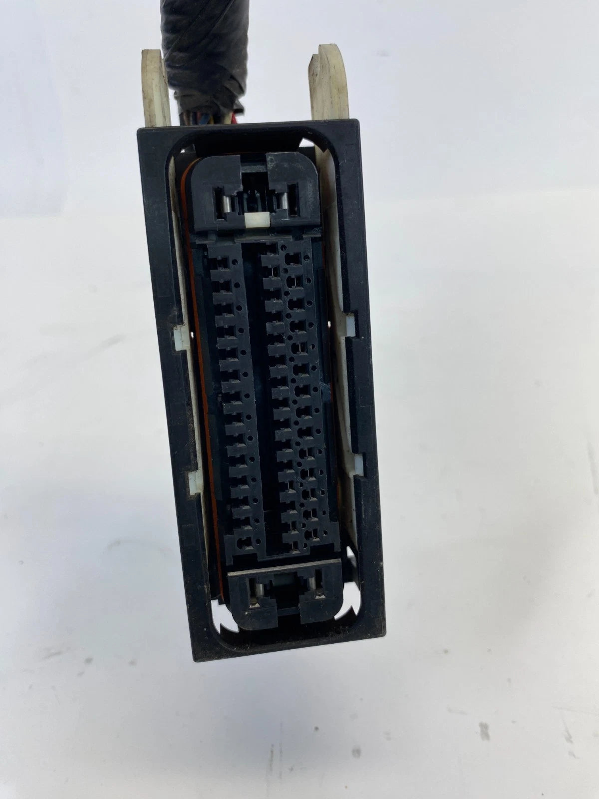 03 04 HONDA ACCORD SEDAN 3.0L V6 FWD ABS ANTI LOCK BRAKE PUMP CONNECTOR MODULE