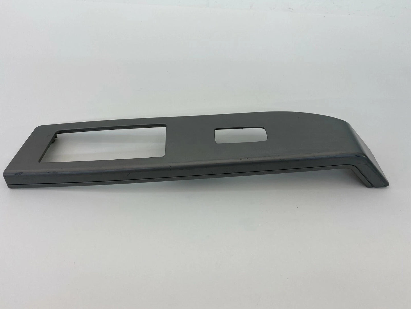 2007-2010 JEEP PATRIOT REAR LEFT SIDE WINDOW SWITCH BEZEL TRIM PANEL 71553AB OEM