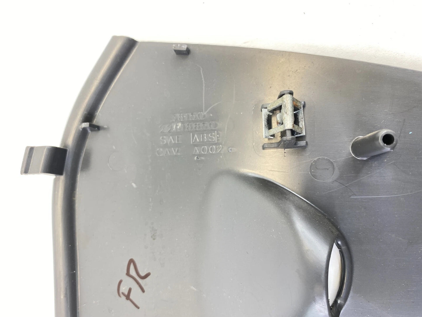 2001-2005 PONTIAC GRAND AM DASH RIGHT SIDE END CAP FUSE BOX COVER 222618850