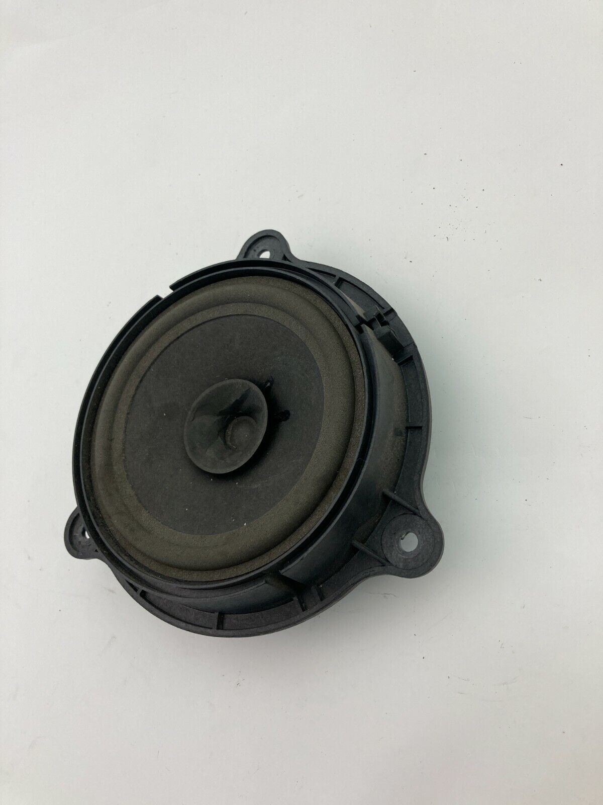 2007 2008 2009 2010 2011 2012 Nissan Versa Rear Left Door Speaker 28156F4603 OEM