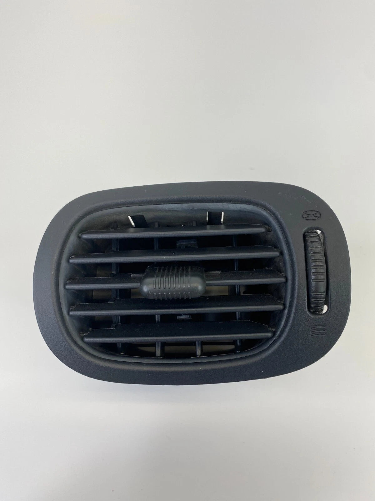 2004-2007 CHRYSLER TOWN & COUNTRY FRONT LEFT DASH AC VENT OEM FACTORY 0S091TRMAA