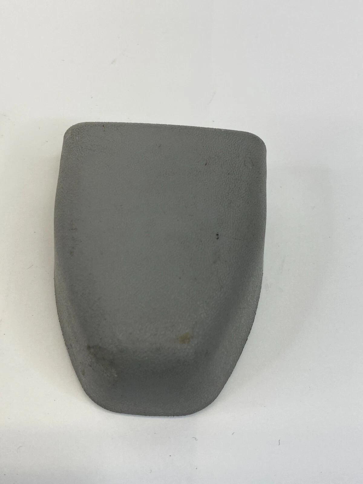 07 08 09 10 11 TOYOTA CAMRY FRONT LEFT SEAT BELT RETRACTOR COVER 73233-AA010 OEM