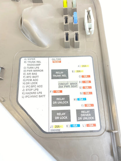 2002-2005 PONTIAC GRAND AM DASH LEFT DRIVER SIDE FUSE ACCESS COVER 22624255