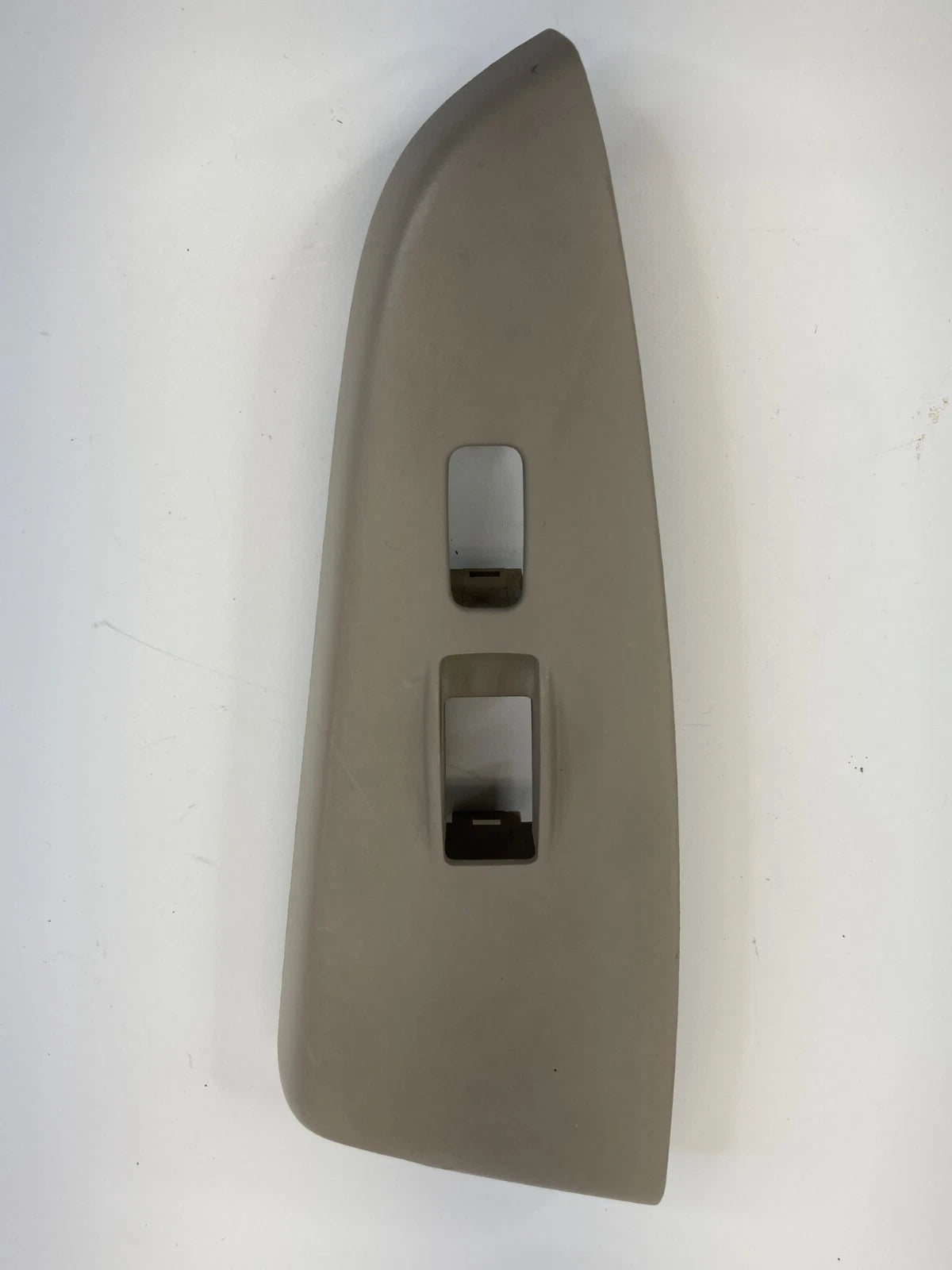 04-08 Toyota Solara Front Right Passenger Door Window Switch Bezel Trim Cover