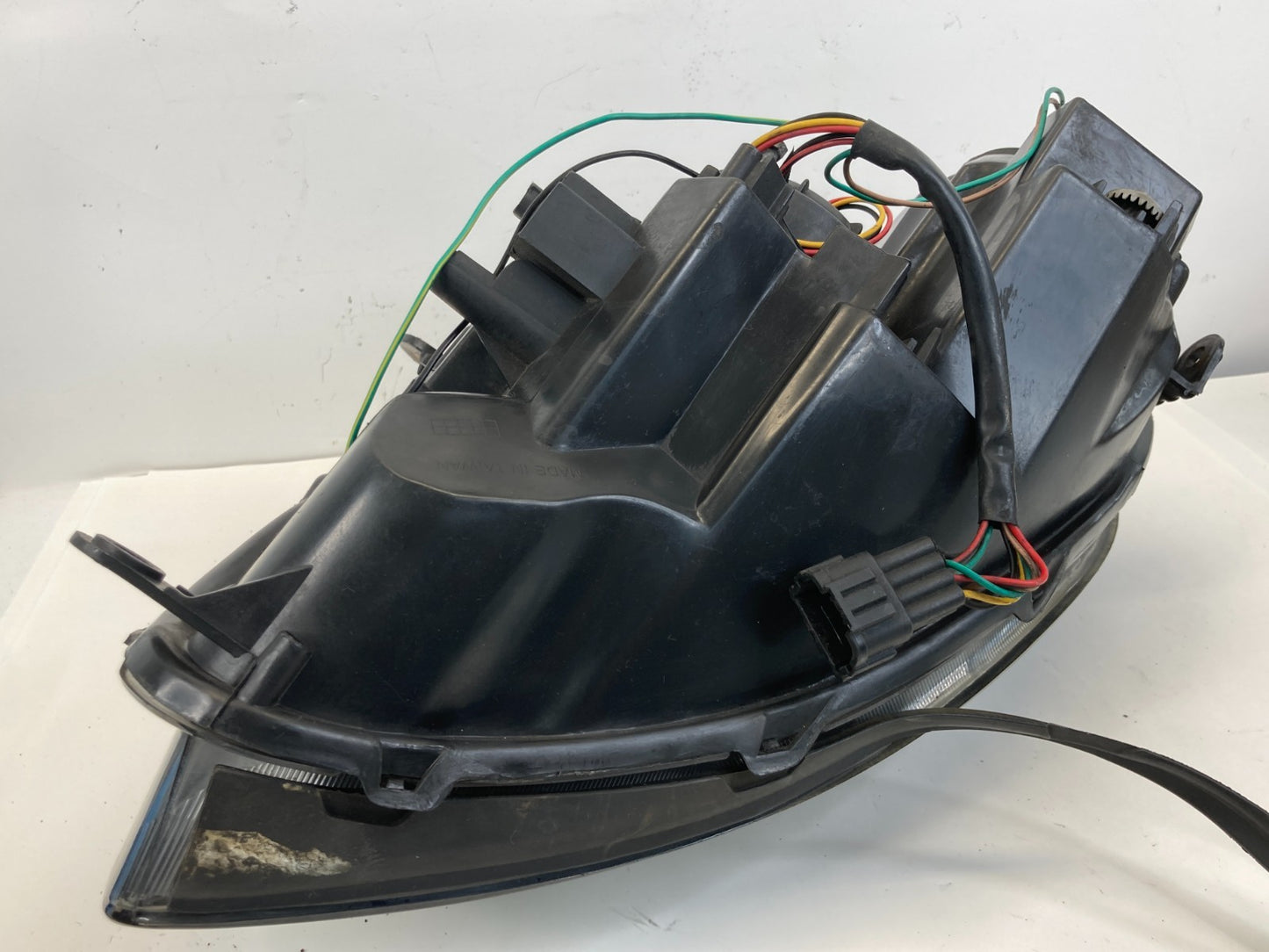 2003 2004 Infiniti G35 Front Left Driver Side Headlight Headlamp Aftermarket