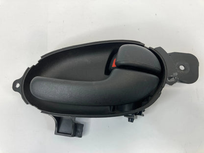 02-09 CHEVY CHEVROLET TRAILBLAZER FRONT RIGHT SIDE INTERIOR DOOR HANDLE 107602