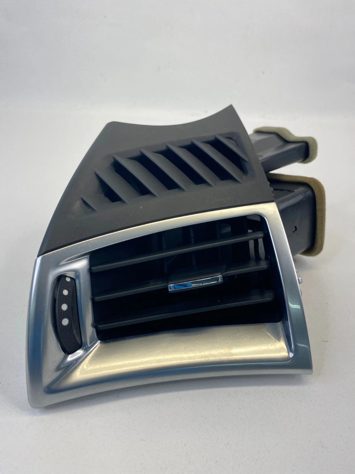 2010-2016 CADILLAC SRX FRONT LEFT DRIVER SIDE DASH AIR VENT GRILLE 15894308