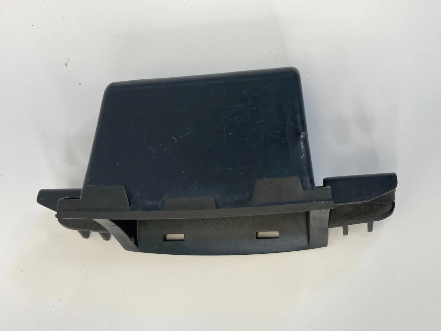 11-16 CHEVY CRUZE 16 CRUZE LIMITED CONSOLE STORAGE COMPARTMENT TRAY 94509635 OEM