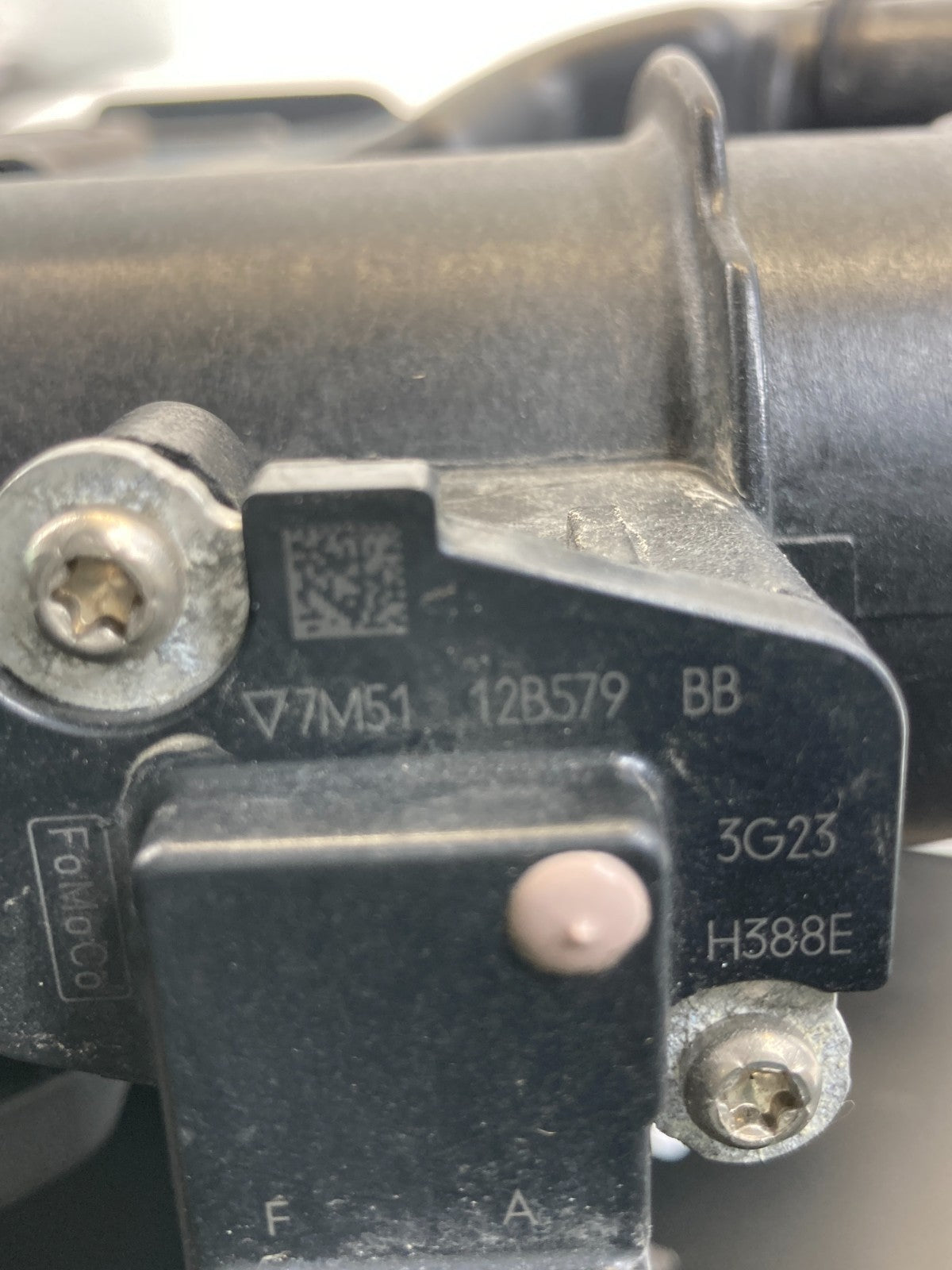 2013-2018 Ford C-Max Hybrid 2.0L L4 Air Cleaner Intake Body Filter Housing OEM